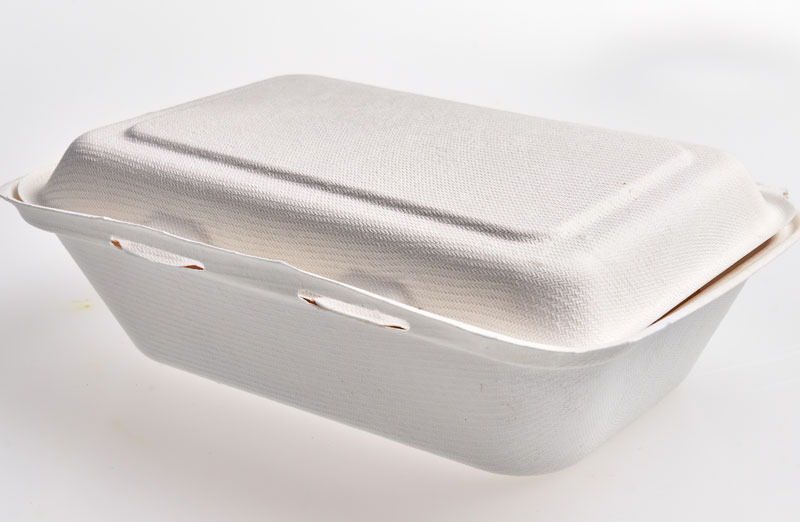 Wilson’s Grill Hilliard catering boxed package in a white oblong container with a cheeseburger, crispy fries, and a chocolate chip cookie inside